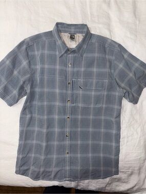 The North Face Men's Short-Sleeve Gray Plaid Button-Down Shirt